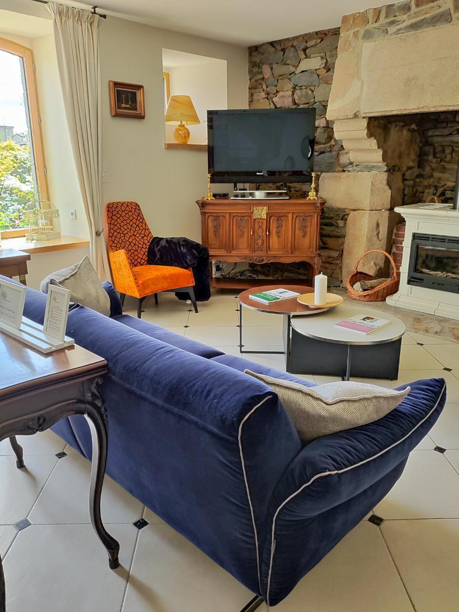 Demeure Du Porzou: Charming Spa Retreat Near Paimpol Yvias Exterior photo