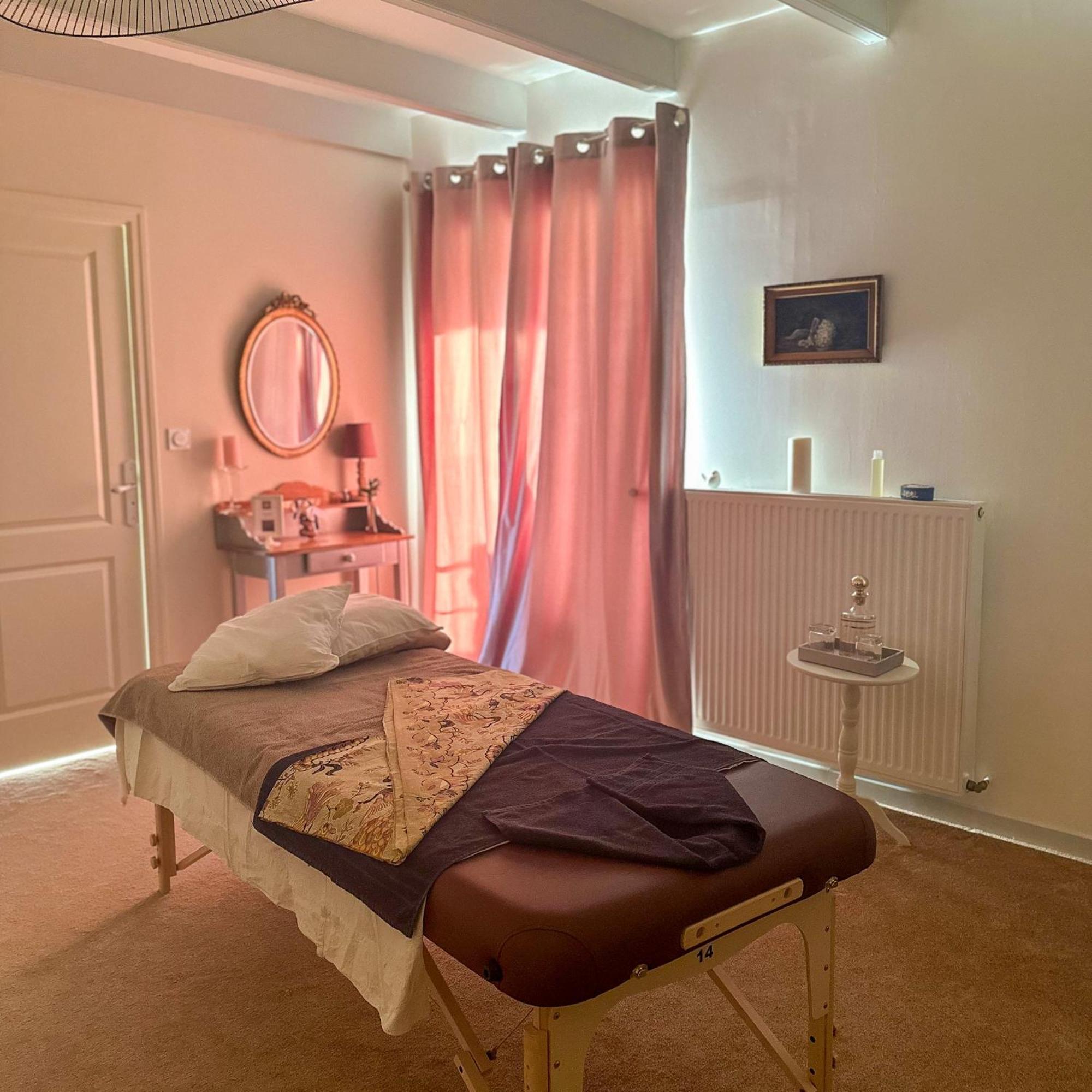Demeure Du Porzou: Charming Spa Retreat Near Paimpol Yvias Exterior photo