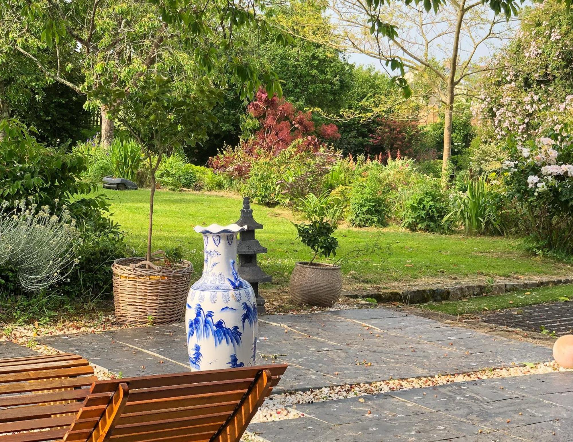 Demeure Du Porzou: Charming Spa Retreat Near Paimpol Yvias Exterior photo